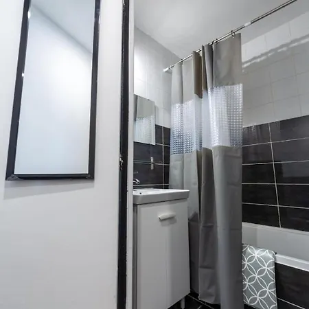 Apartment Riviera 3 Aeroport Wifi Climatisation Nice